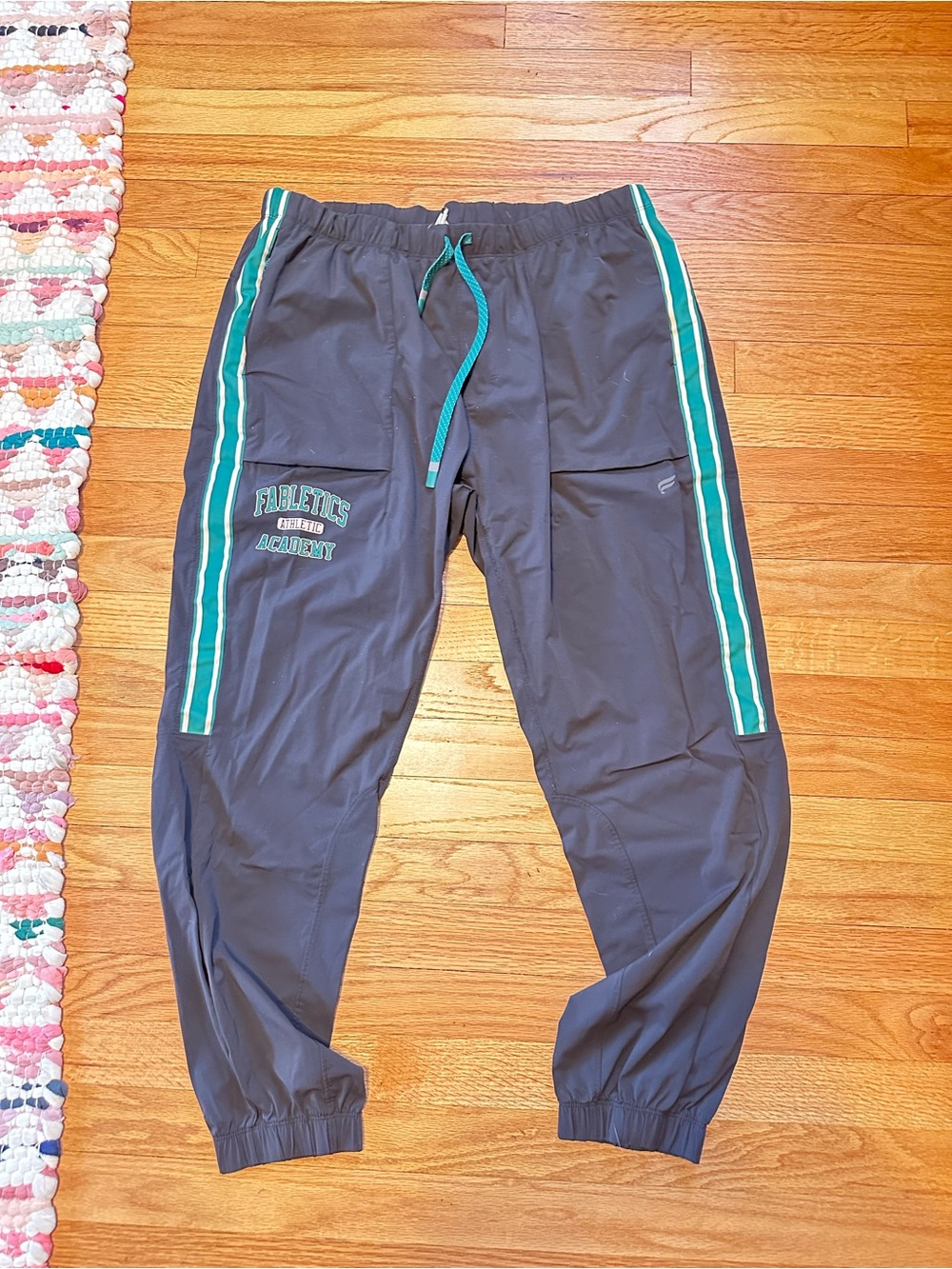 Fabletics Men’s The One Jogger Athletic Academy Black Green XL PT2457955